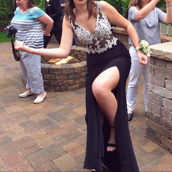 Prom Dress - Picture 3 of 7